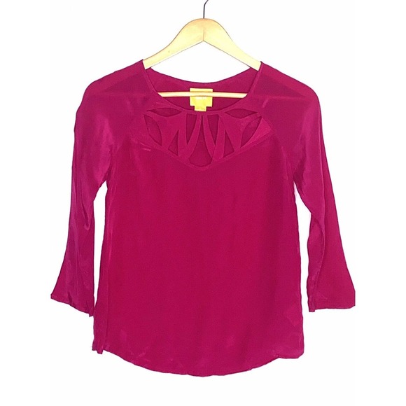 Maeve Blouse Women Size 0 Anthropologie Fuscia Color Front Cutout * - Picture 1 of 3